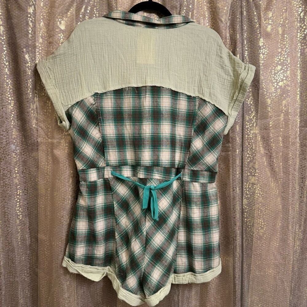 POL Green Boho Button Up Plaid Short Sleeve Romper Medium NWT - Picture 2 of 11